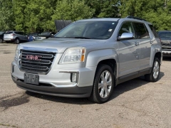Used 2017  GMC Terrain 4d SUV FWD SLE2 at Paradise Motors near Lansing&comma; MI
