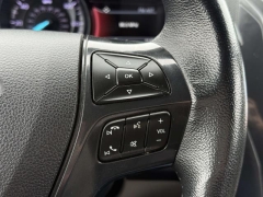 Used 2018  Ford Explorer 4d SUV 4WD XLT at Paradise Motors near Lansing&comma; MI