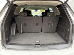 Used 2018  Chevrolet Traverse 4d SUV FWD LT Cloth w/1LT at Paradise Motors near Lansing, MI