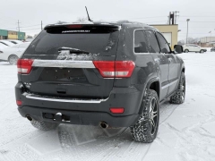 Used 2011  Jeep Grand Cherokee 4d SUV 4WD Overland at Paradise Motors near Lansing&comma; MI