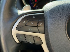 Used 2015  Jeep Grand Cherokee 4d SUV 4WD Limited at Paradise Motors near Lansing&comma; MI