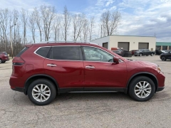 Used 2018  Nissan Rogue 4d SUV AWD SV at Paradise Motors near Lansing&comma; MI