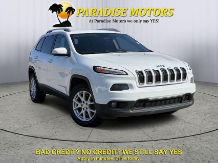 Used 2016 Jeep Cherokee 4d SUV 4WD Latitude V6 at Paradise Motors near Lansing, MI