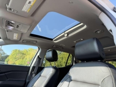 Used 2017  GMC Acadia 4d SUV AWD SLT-2 at Paradise Motors near Lansing, MI