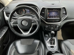 Used 2016 Jeep Cherokee 4d SUV 4WD Trailhawk V6 at Paradise Motors near Lansing, MI