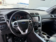 Used 2012  Ford Explorer 4d SUV 4WD Limited at Paradise Motors near Lansing&comma; MI