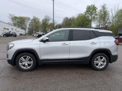Used 2018  GMC Terrain 4d SUV FWD SLE 1&period;5L Turbo at Paradise Motors near Lansing&comma; MI