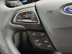 Used 2017  Ford Escape 4d SUV 4WD SE at Paradise Motors near Lansing&comma; MI