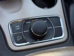 Used 2015  Jeep Grand Cherokee 4d SUV 4WD Limited at Paradise Motors near Lansing&comma; MI
