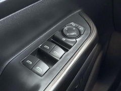 Used 2017  GMC Acadia AWD 4dr SLT w&sol;SLT-1 at Paradise Motors near Lansing&comma; MI