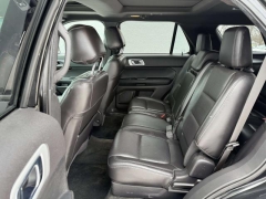 Used 2015  Ford Explorer 4d SUV 4WD Limited at Paradise Motors near Lansing&comma; MI