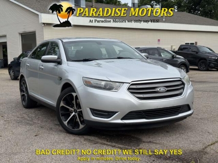 Used 2014 Ford Taurus 4d Sedan SEL V6 at Paradise Motors near Lansing, MI