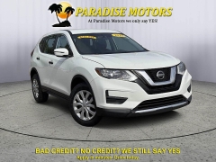 Used 2019  Nissan Rogue 4d SUV AWD S at Paradise Motors near Lansing&comma; MI