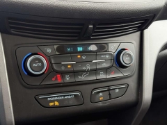 Used 2019  Ford Escape 4d SUV 4WD SEL at Paradise Motors near Lansing&comma; MI