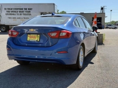 Used 2018  Chevrolet Cruze 4d Sedan LT Auto at Paradise Motors near Lansing&comma; MI