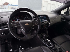 Used 2017  Chevrolet Cruze 4d Hatchback Premier at Paradise Motors near Lansing&comma; MI