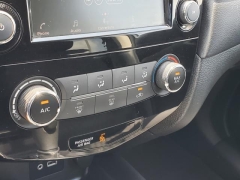 Used 2018  Nissan Rogue 4d SUV AWD SV at Paradise Motors near Lansing&comma; MI