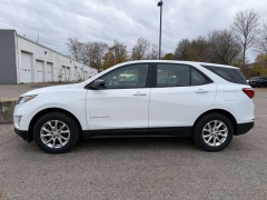 Used 2018  Chevrolet Equinox 4d SUV FWD LS at Paradise Motors near Lansing, MI