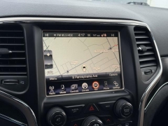 Used 2015  Jeep Grand Cherokee 4d SUV 4WD Limited at Paradise Motors near Lansing&comma; MI