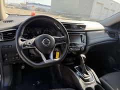 Used 2020  Nissan Rogue 4d SUV FWD SV at Paradise Motors near Lansing&comma; MI