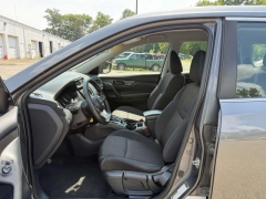 Used 2019  Nissan Rogue FWD at Paradise Motors near Lansing, MI