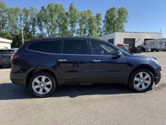 Used 2016  Chevrolet Traverse 4d SUV AWD LT w&sol;1LT at Paradise Motors near Lansing&comma; MI