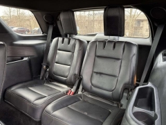 Used 2017  Ford Explorer 4d SUV 4WD Limited at Paradise Motors near Lansing&comma; MI