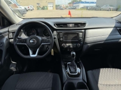 Used 2019  Nissan Rogue FWD at Paradise Motors near Lansing, MI