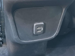 Used 2021  Chevrolet Equinox FWD 4dr LT w&sol;1LT at Paradise Motors near Lansing&comma; MI