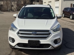 Used 2017  Ford Escape 4d SUV FWD SE at Paradise Motors near Lansing&comma; MI