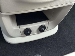 Used 2016  Chrysler Town & Country 4d Wagon Touring at Paradise Motors near Lansing&comma; MI