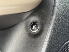 Used 2017  Jeep Cherokee 4d SUV 4WD Sport I4 at Paradise Motors near Lansing&comma; MI