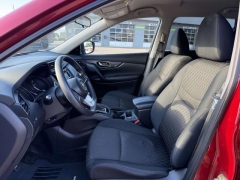 Used 2019  Nissan Rogue 4d SUV AWD SV at Paradise Motors near Lansing&comma; MI