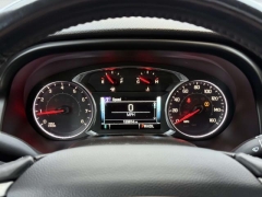 Used 2017  GMC Acadia AWD 4dr SLT w&sol;SLT-1 at Paradise Motors near Lansing&comma; MI