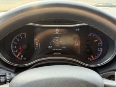Used 2015  Jeep Grand Cherokee 4d SUV 4WD Limited at Paradise Motors near Lansing&comma; MI