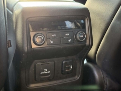 Used 2017  GMC Acadia 4d SUV AWD SLT-2 at Paradise Motors near Lansing, MI