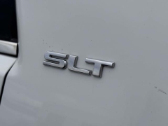 Used 2016  GMC Acadia 4d SUV FWD SLT-1 at Paradise Motors near Lansing&comma; MI