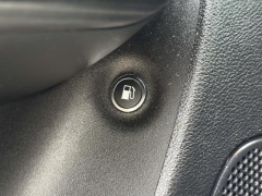 Used 2017  Jeep Cherokee 4d SUV 4WD Sport I4 Altitude at Paradise Motors near Lansing&comma; MI