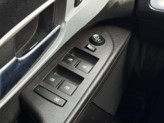 Used 2017  Chevrolet Equinox 4d SUV FWD LT at Paradise Motors near Lansing&comma; MI