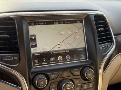 Used 2015  Jeep Grand Cherokee 4d SUV 4WD Limited at Paradise Motors near Lansing&comma; MI
