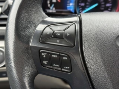 Used 2018  Ford Explorer 4d SUV 4WD XLT at Paradise Motors near Lansing&comma; MI