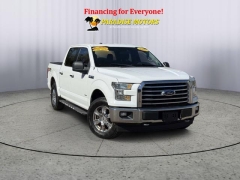 Used 2017  Ford F-150 4WD SuperCrew XLT 5 1/2 at Paradise Motors near Lansing, MI