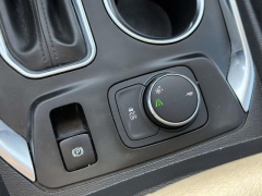 Used 2018  Chevrolet Traverse 4d SUV FWD LT Cloth w&sol;1LT at Paradise Motors near Lansing&comma; MI