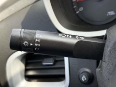 Used 2017  Chevrolet Equinox 4d SUV FWD LT at Paradise Motors near Lansing&comma; MI