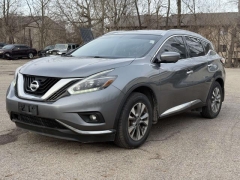 Used 2018  Nissan Murano 4d SUV AWD Platinum at Paradise Motors near Lansing&comma; MI
