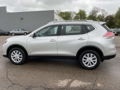 Used 2016 Nissan Rogue 4d SUV AWD S at Paradise Motors near Lansing, MI