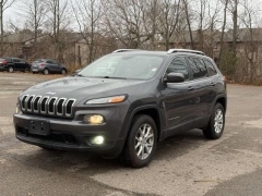 Used 2015  Jeep Cherokee 4d SUV 4WD Latitude V6 at Paradise Motors near Lansing, MI