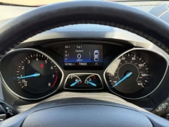 Used 2017  Ford Escape 4d SUV 4WD Titanium at Paradise Motors near Lansing, MI