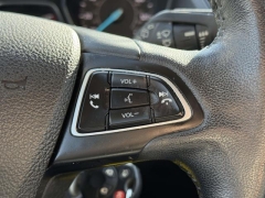 Used 2018  Ford Escape 4d SUV FWD SEL at Paradise Motors near Lansing&comma; MI