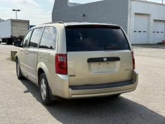 Used 2010 Dodge Grand Caravan 4d Wagon SE at Paradise Motors near Lansing, MI